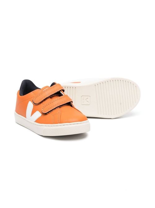 Scarpa bambino con due strappi color arancio e logo laterale bianco Veja Kids | SV0503021